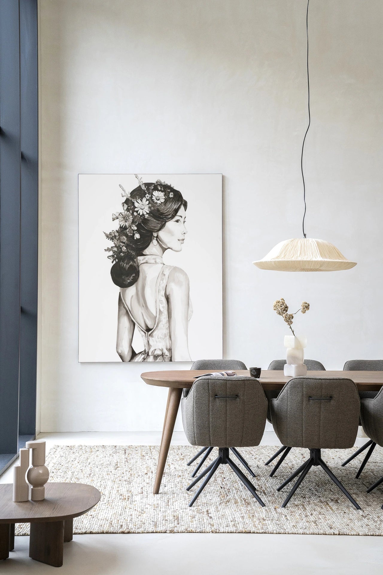 Wanddoek Lady with blossom 110x145 cm / frame zwart