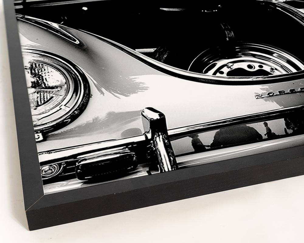 Fotolijst View of a Classic Stone Grey Porsche 50x60cm