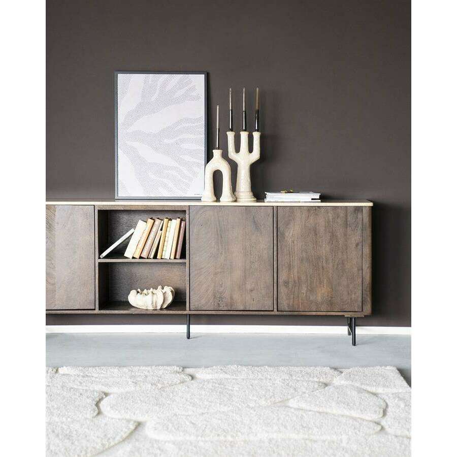 Eleonora Lio 3-deurs dressoir bruin