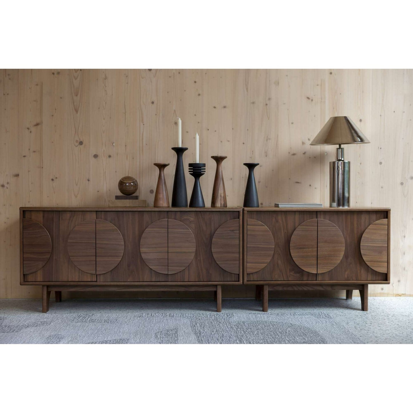 Zuiver Groove 3-deurs dressoir walnut